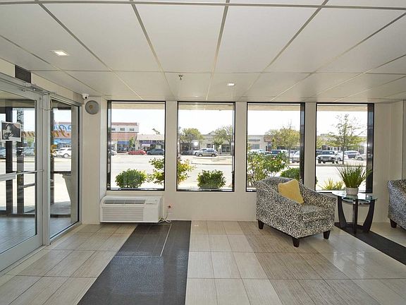 2nd image of 235 Park Ave