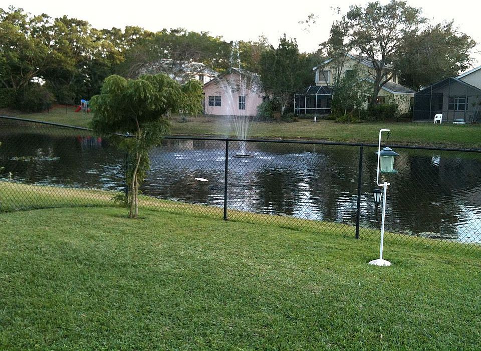 1st image of 8822 Lake Park Cir S