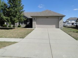 6736 Grovebelle Dr, Dayton, OH 45424