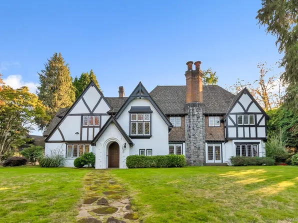 1678 Somerset Cres, Vancouver, BC V6M 1S4