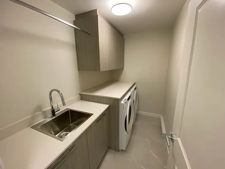 5311 Admiral Way #124 — Photo 21