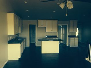 1106 Dixon St, Washington, IL 61571