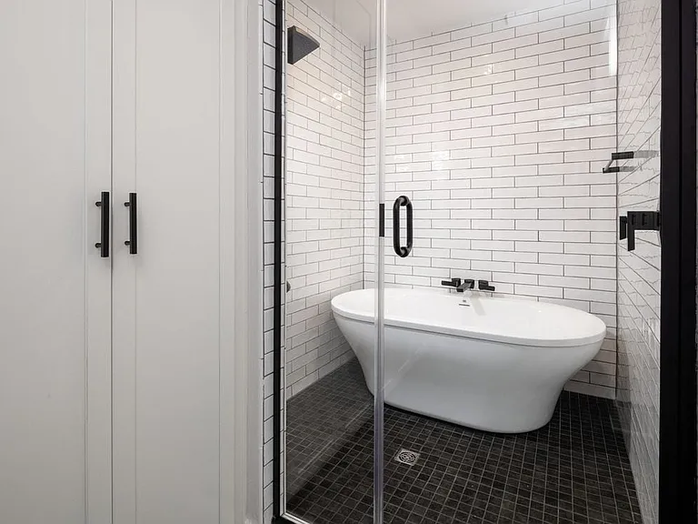 Bath with tub shower
