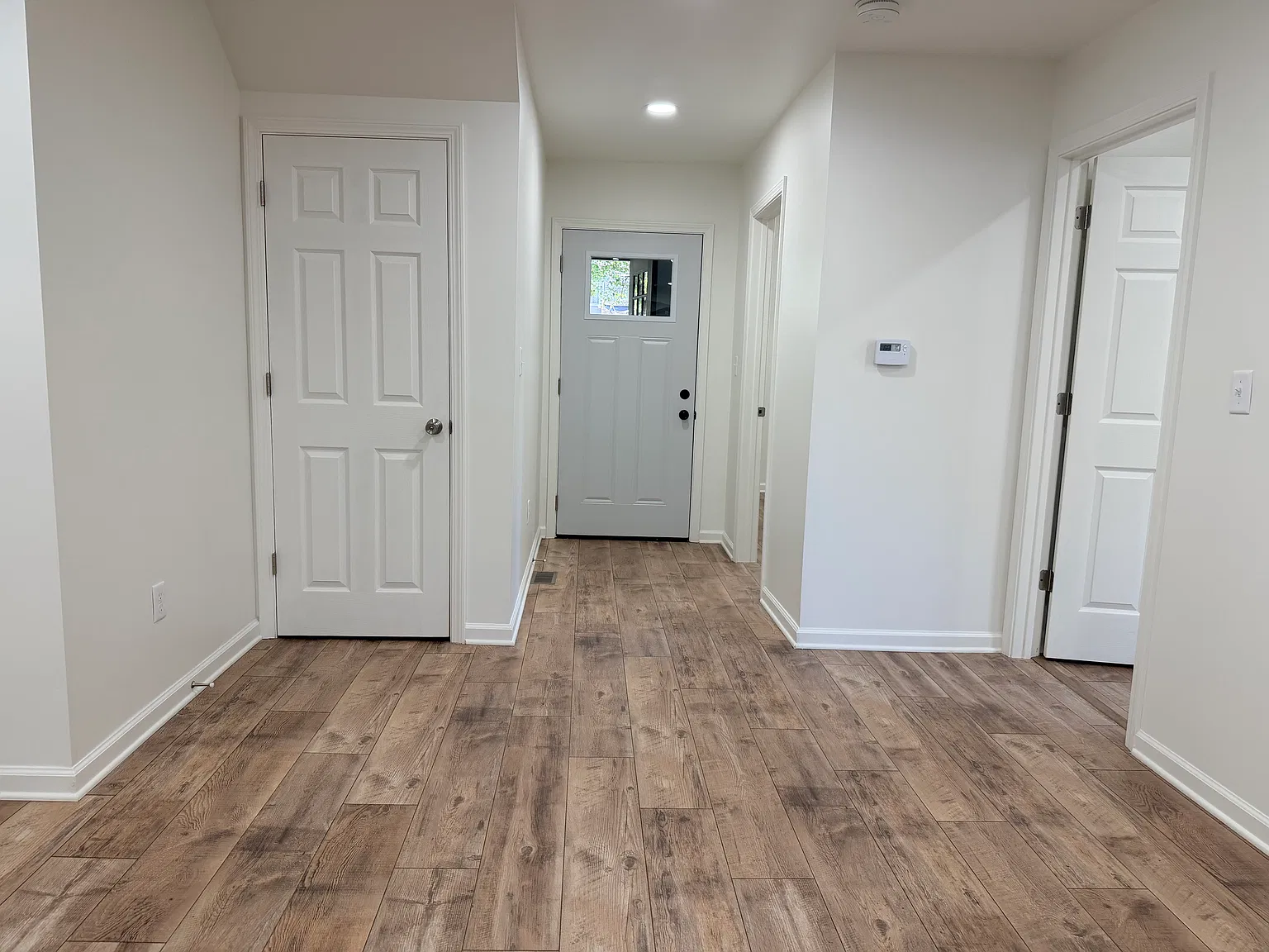 2 bed, $1,550 — Photo 3
