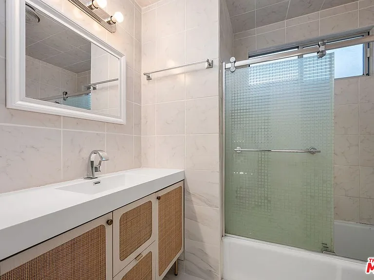 19 Sunset Ave #3 — Photo 22