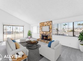503 Avenida Victoria, A