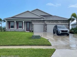 4468 Lago Vista Dr, Micco, FL 32976