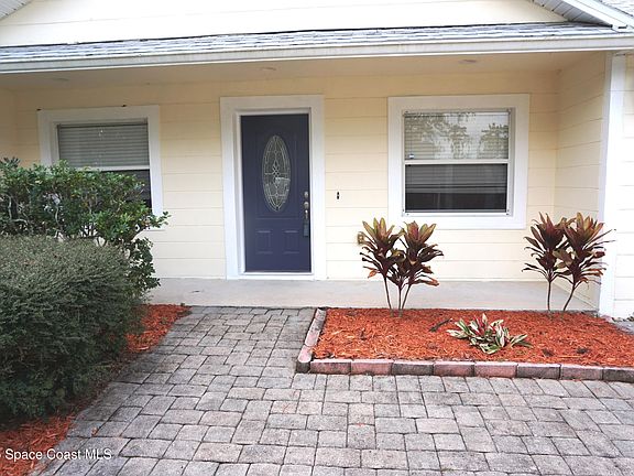 2nd image of 4069 Rolling Hill Dr