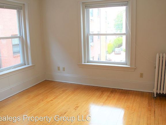 5th image of 101 Medway St APT 4