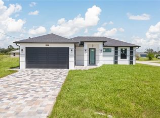 2700 11th St SW, Lehigh Acres, FL 33976