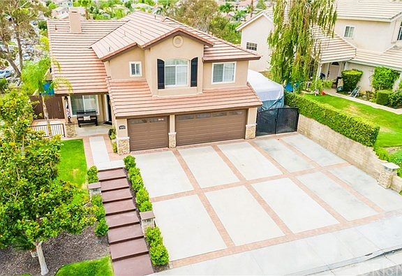 4th image of 30615 Yosemite Dr