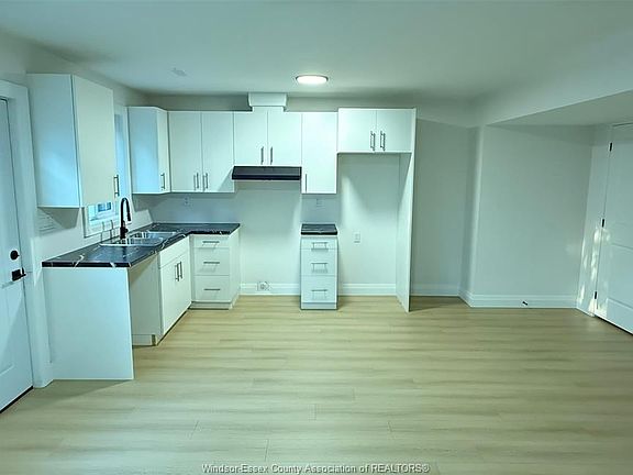 3rd image of 450 Mill St #2