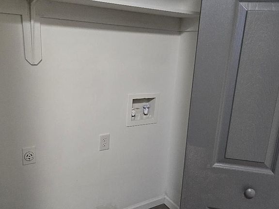 5th image of 429 Hilltop Dr #0