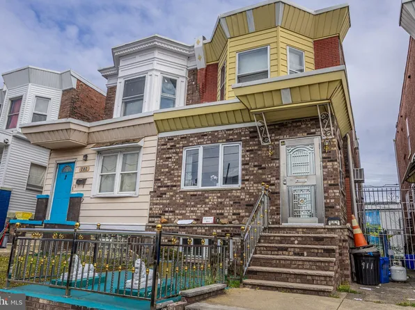 911 S 54th St, Philadelphia, PA 19143