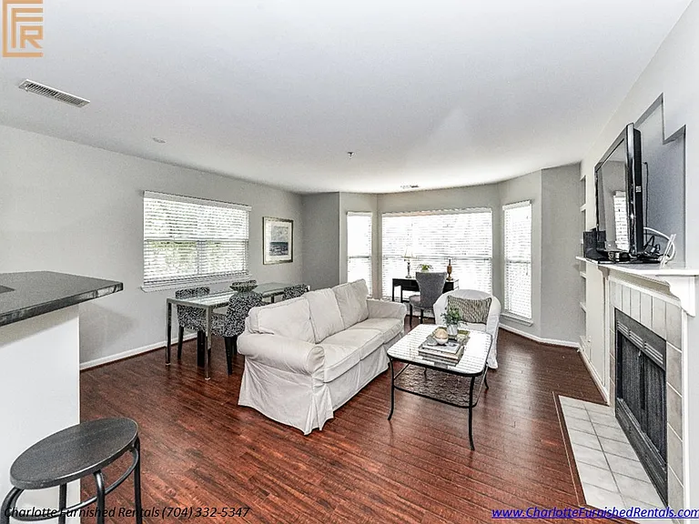 509 Graham St #2 — Photo 7