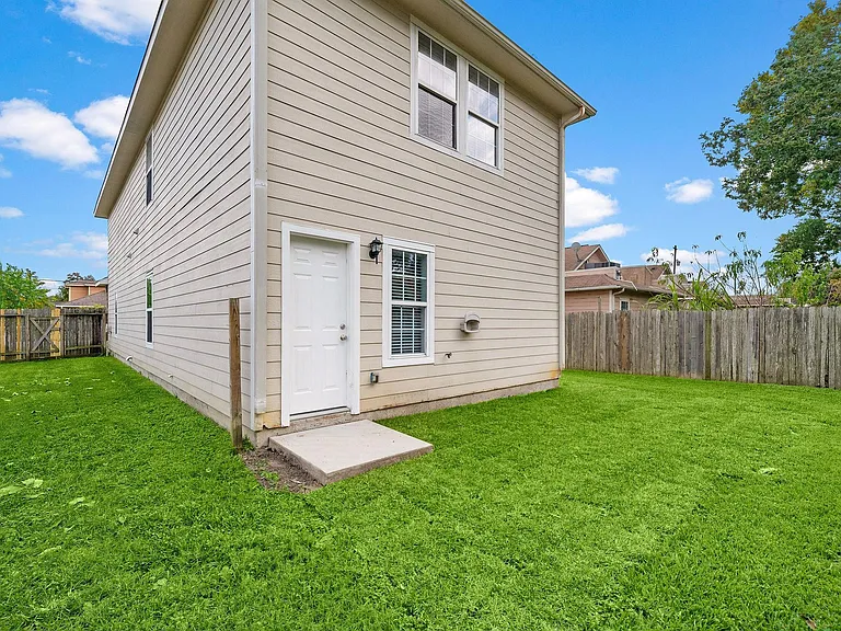 3002 Paige St — Photo 21