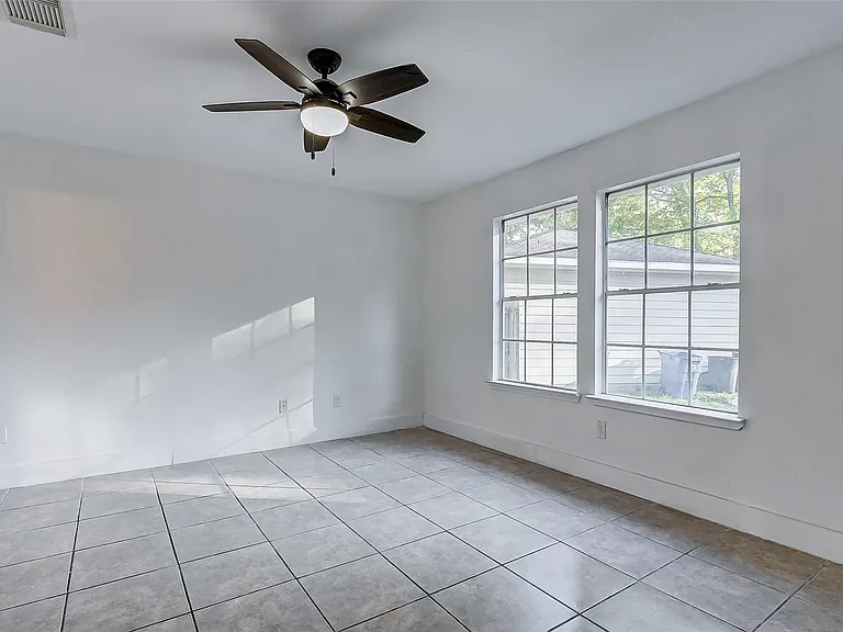 21892 Silver Oak Ct — Photo 25