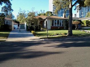 10829 Wellworth Ave, Los Angeles, CA 90024