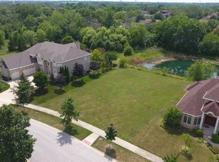 328 Tuttle Dr, Bloomingdale, IL
