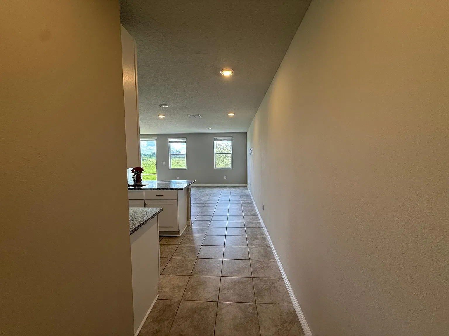 3 bed, 2.5 bath, 1566 sqft, $2,200 — Photo 3
