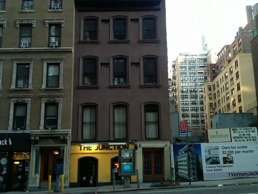 Rented by Landmark Resources | media 21