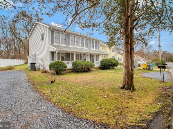 1215 Shesley Rd, Edgewater, MD 21037