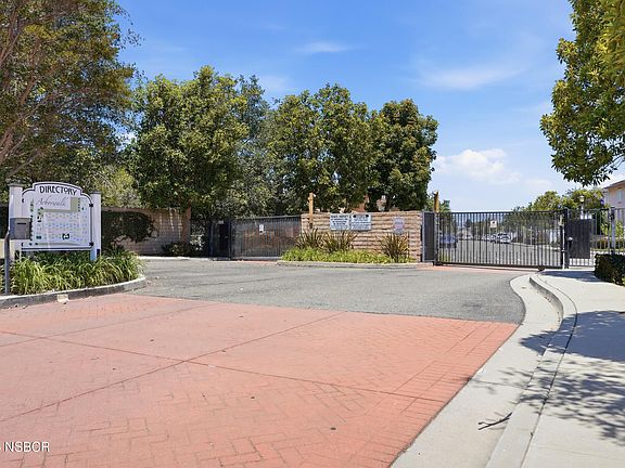 3rd image of 231 E Gilea Ct