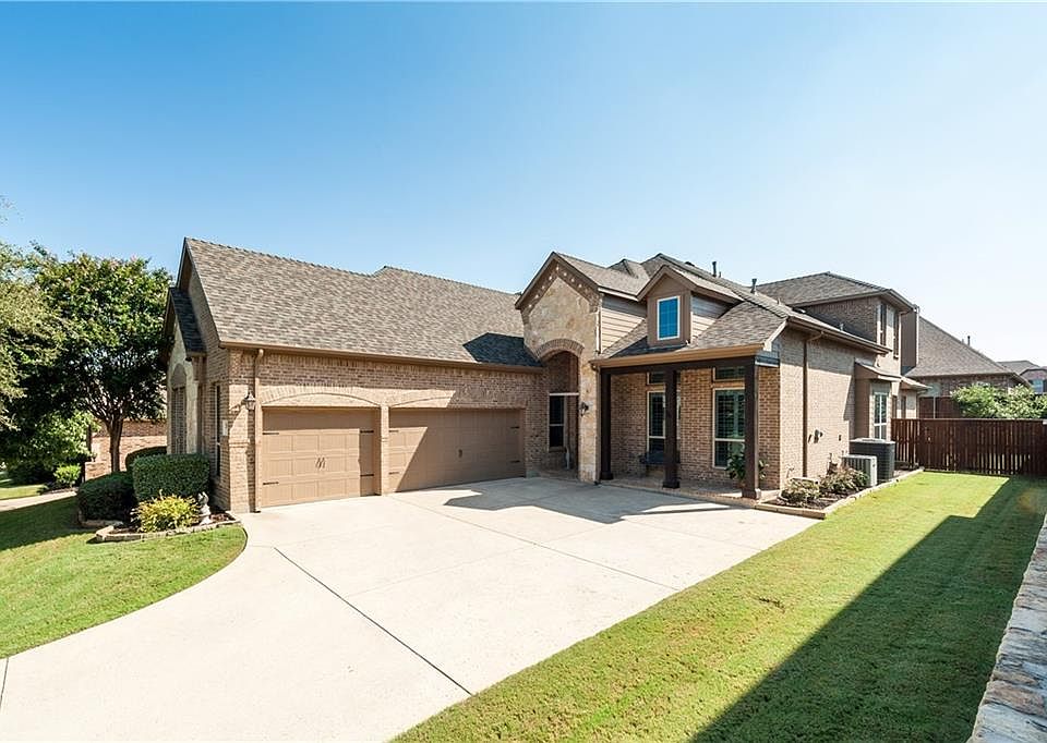 1st image of 2802 Millington Dr