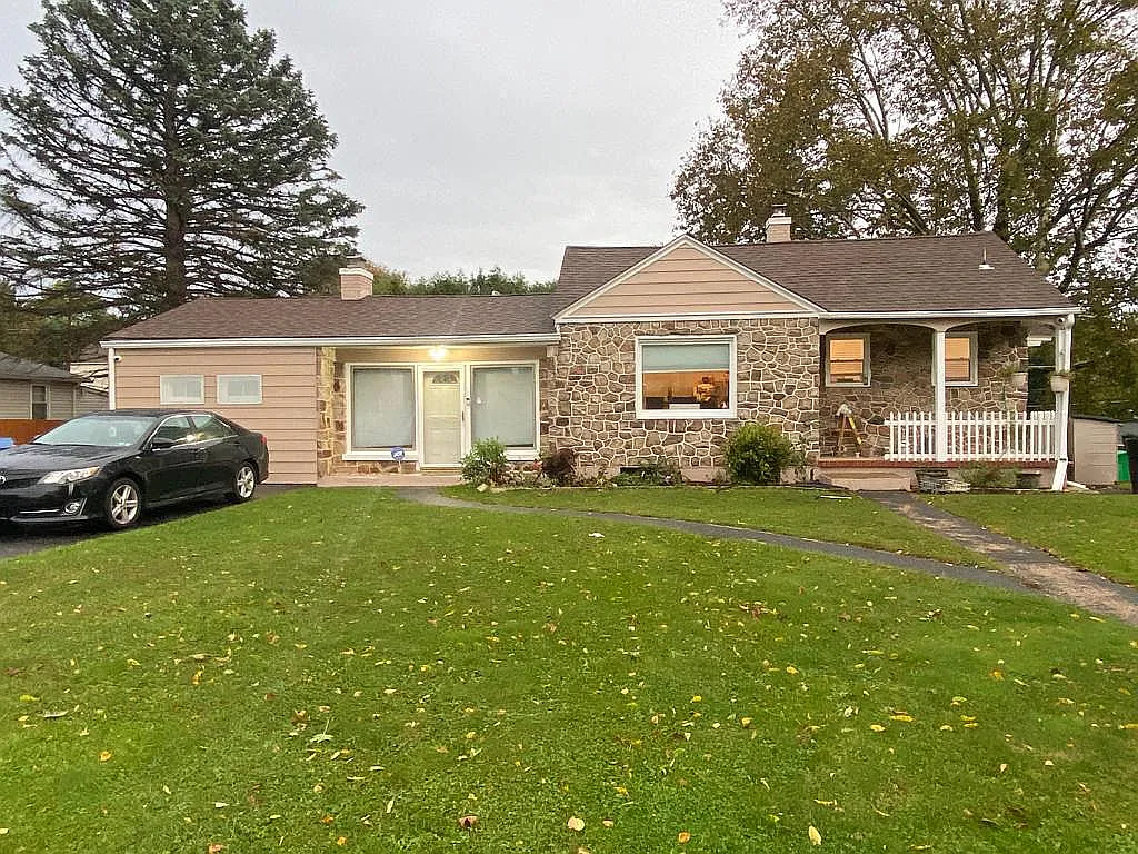3122-3130 Diamond Ave photo 1