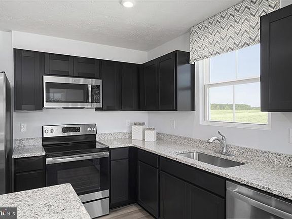 4th image of 30178 Creekview Cir