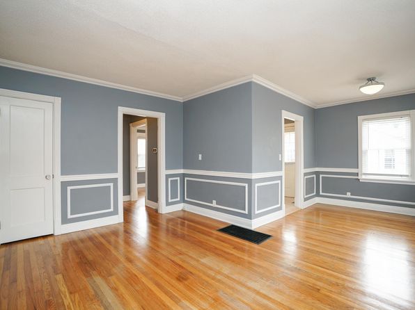 1322 Dallas Rd