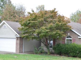 704 W Crescent Dr, Rogers, AR 72756
