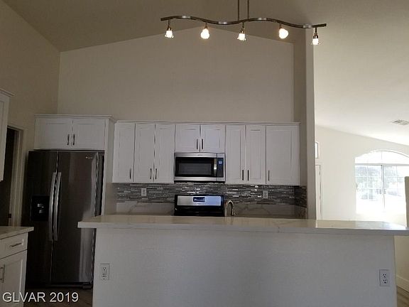 2nd image of 269 Timber Hollow St
