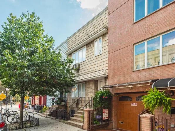 909 Lorimer Street image 1 of 15