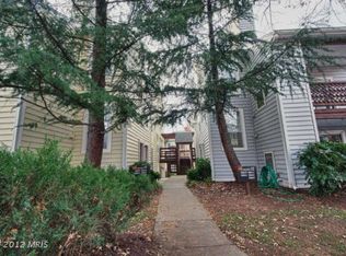 10045 Oakton Terrace Rd, Oakton, VA 22124