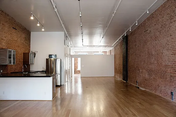 Rented by Meisel Real Estate | media 4