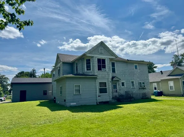 506 W Reynolds St, Pontiac, IL 61764