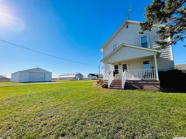 2805 Echo Ave, Marble Rock, IA 50653