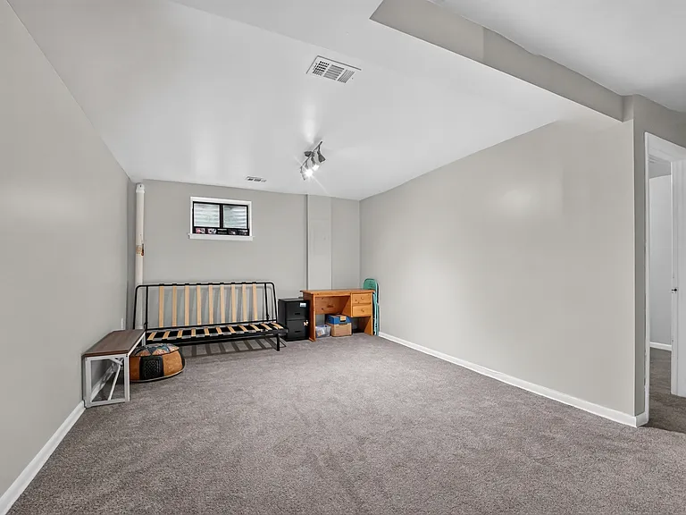 5607 Vantage Point Rd — Photo 38