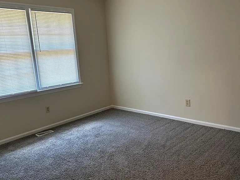 120 Concord Dr #C — Photo 9