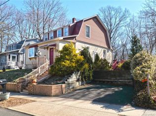 60 Graham Manor Rd, West Haven, CT 06516
