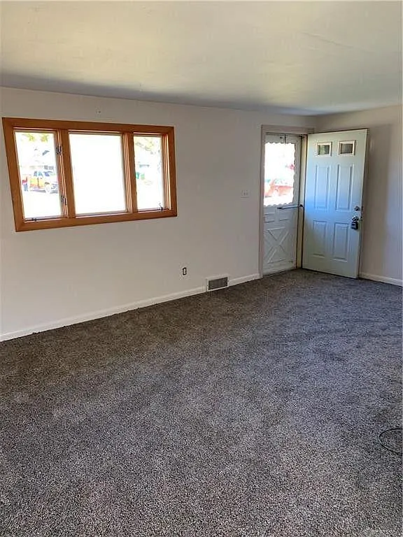 Building Photo - 3842 Milford Dr