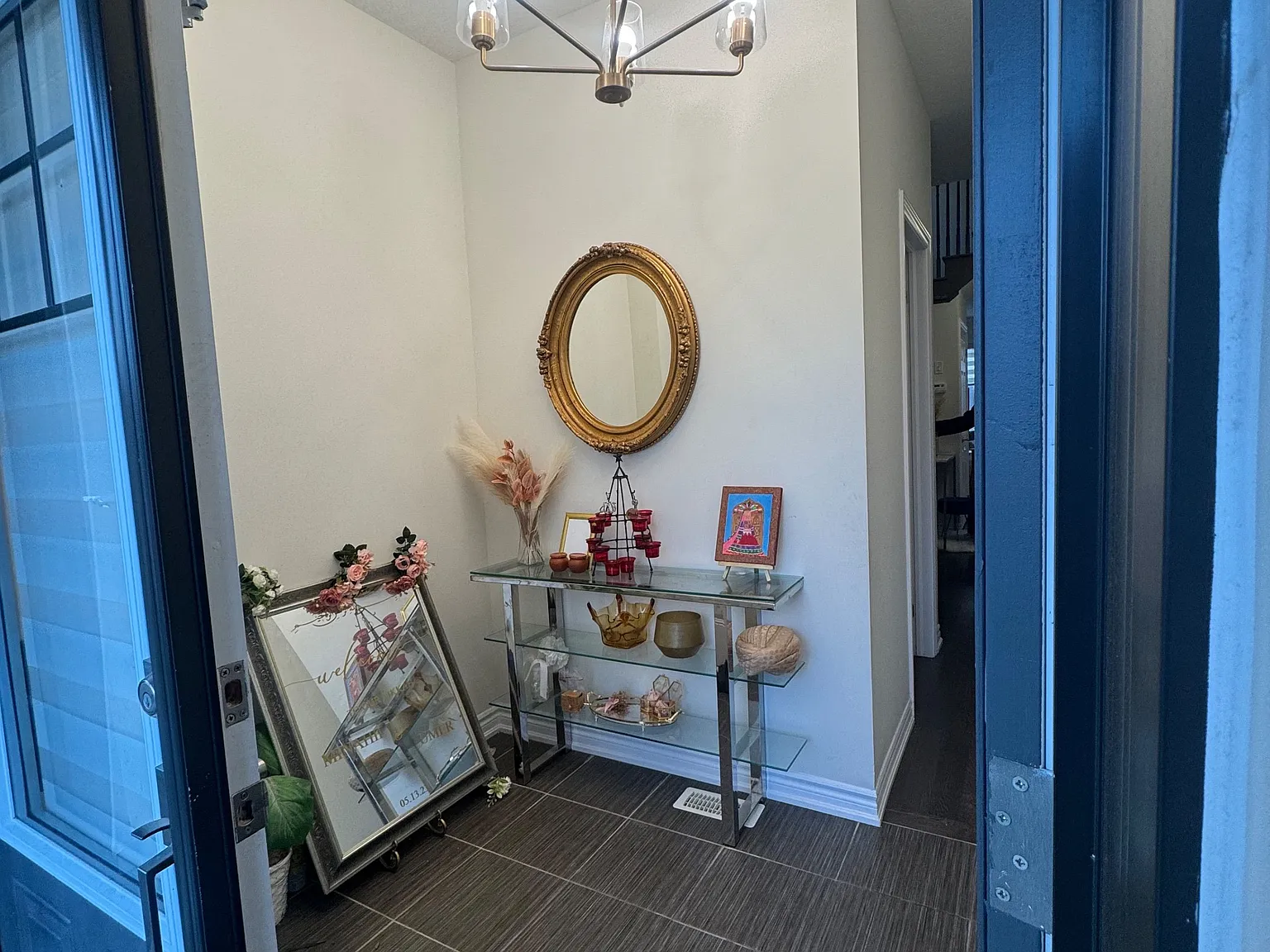 3 bed, $2,500 — Photo 2