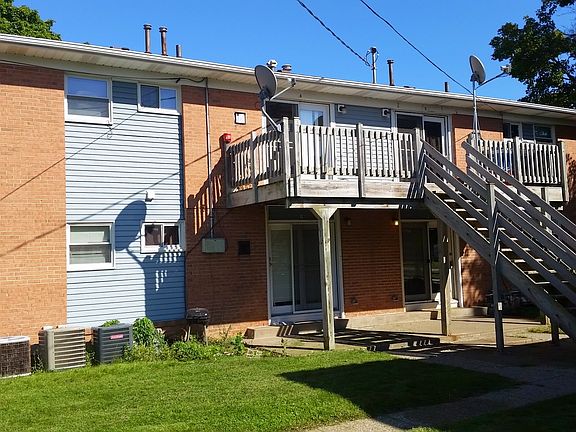 3rd image of 921 Avenue Of The Cities APT 1
