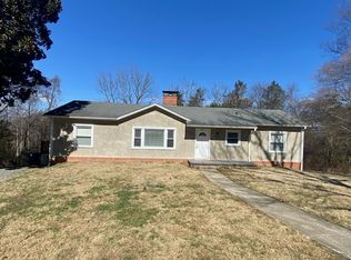 2017 Robinwood Rd, Newton, NC 28658