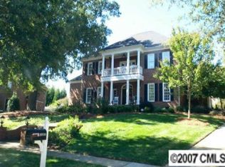 8910 Summer Club Rd, Charlotte, NC 28277