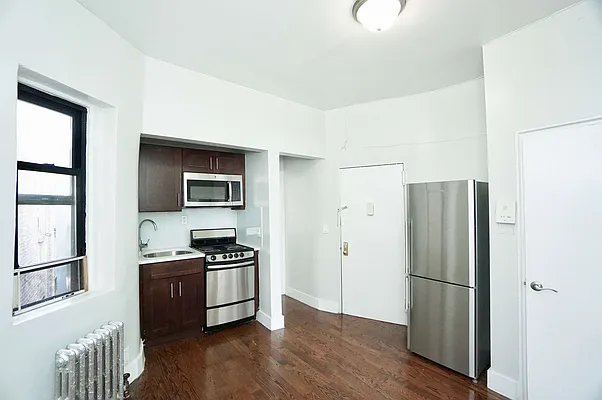 Rented by BRICK & GALO REALTY CORP | media 13