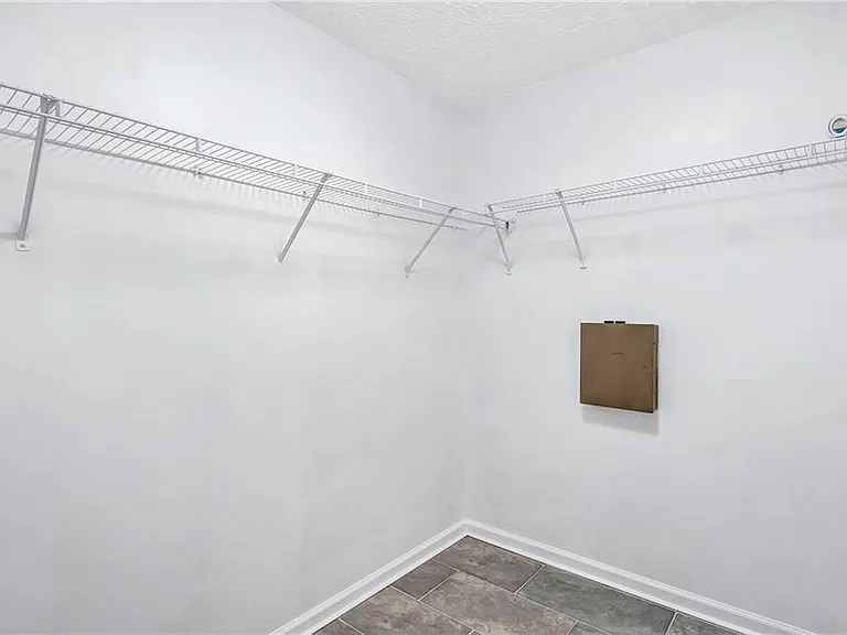 6234 Culver Dr — Photo 17
