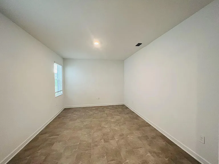 9154 Sommerset Hills Dr — Photo 16