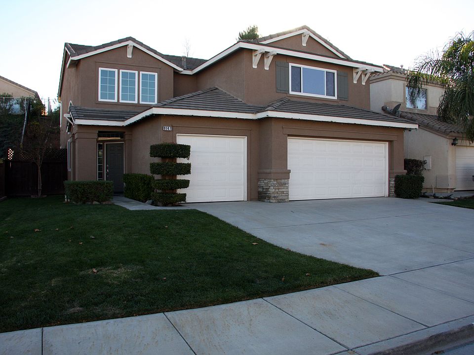1st image of 9147 Plume Grass St